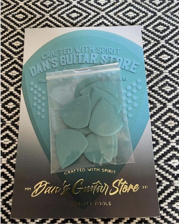 Dan's Guitar Store Precision Pick also offers great value for money