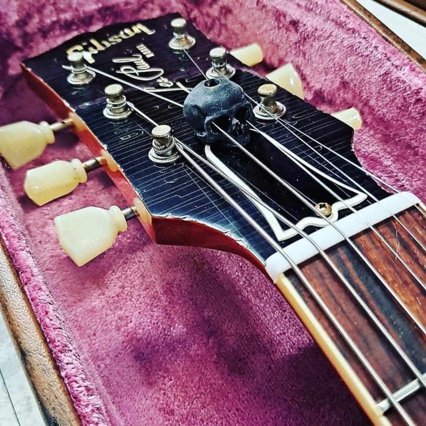 Tune Voodoo Skull on a Gibson Les Paul