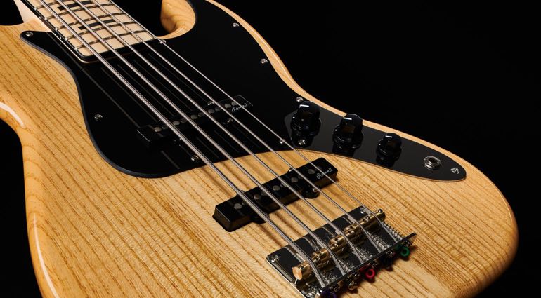 Harley Benton JB-75-5MN Natural- 5-String Bass at an Unbeatable Price